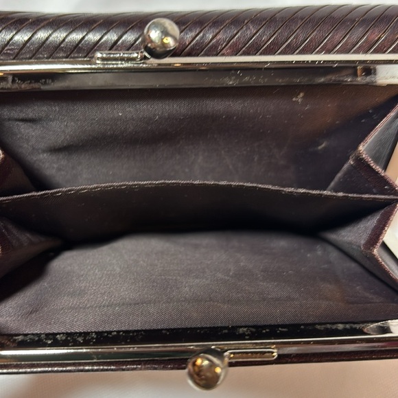 Etienne Aigner Dk Brown Diagonal Leather Pattern Wallet Coin Compartment - Picture 5 of 11